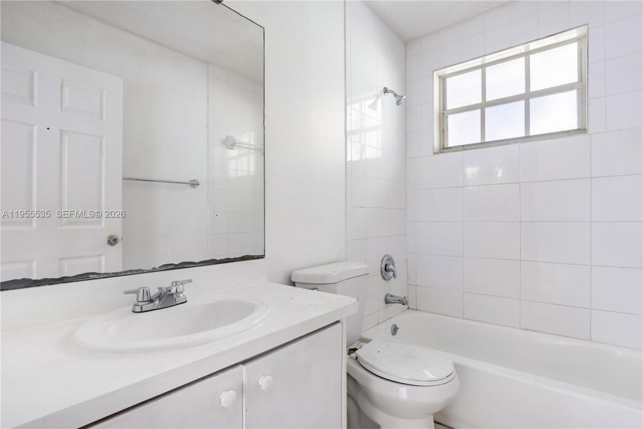 415 N 60th Way, Unit 1, Hollywood, FL 33024 Photo