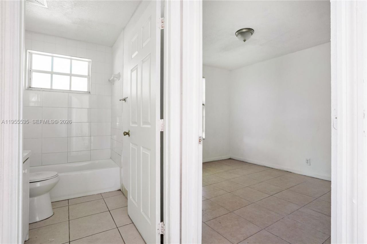 415 N 60th Way, Unit 1, Hollywood, FL 33024 Photo