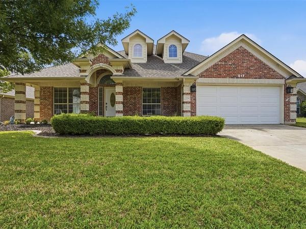517 Acorn Court, Saginaw, TX 76179