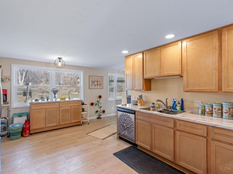 55 Gulfwood Court, Centerville, OH 45458 Photo 10