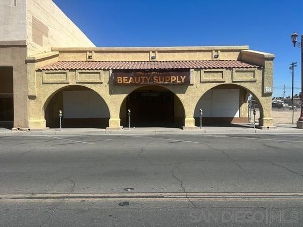 327 E 2nd, Calexico, CA 92231