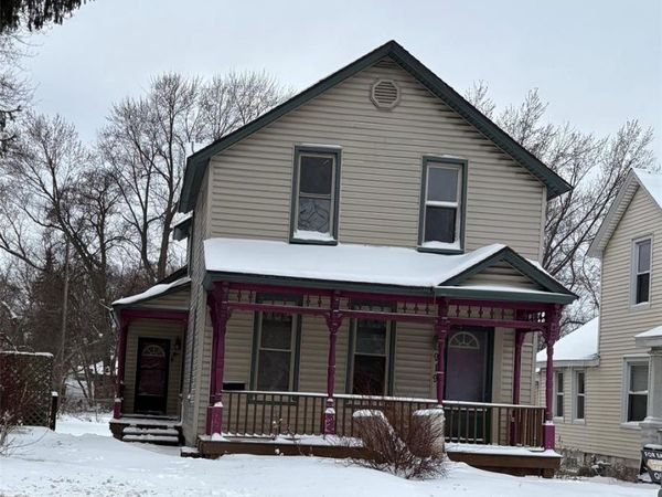 919 10th Street, Port Huron, MI 48060