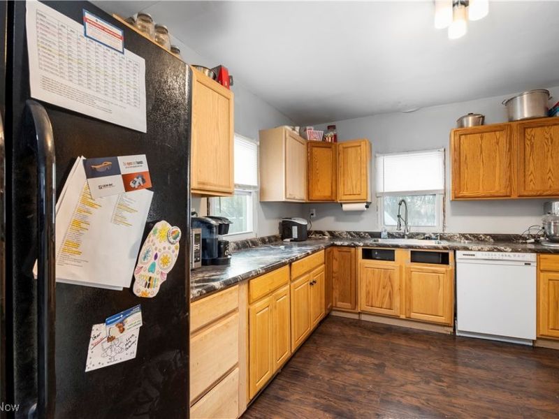 376 Taylor Street, Amherst, OH 44001 Photo 11