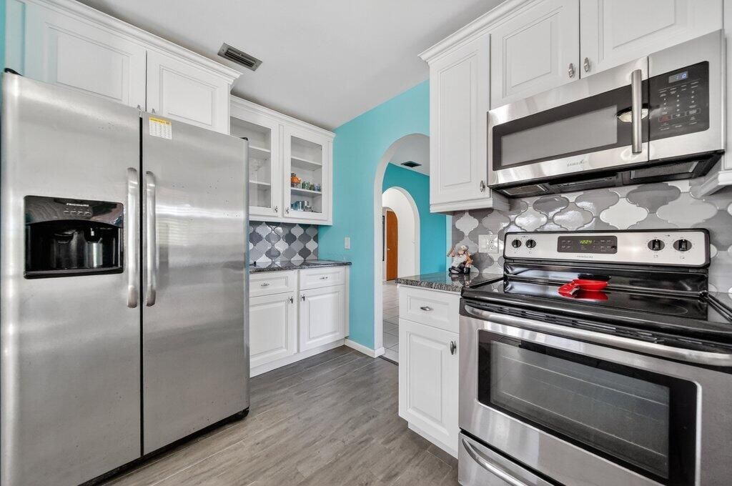 2097 SE Mantua Street, Port Saint Lucie, FL 34952 Photo