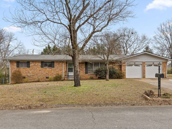 2316 Mark Lane, Chattanooga, TN 37421