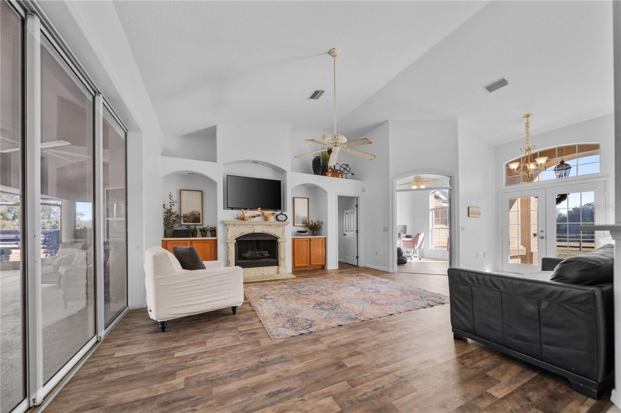 15995 NW 10th Circle, Citra, FL 32113 Photo