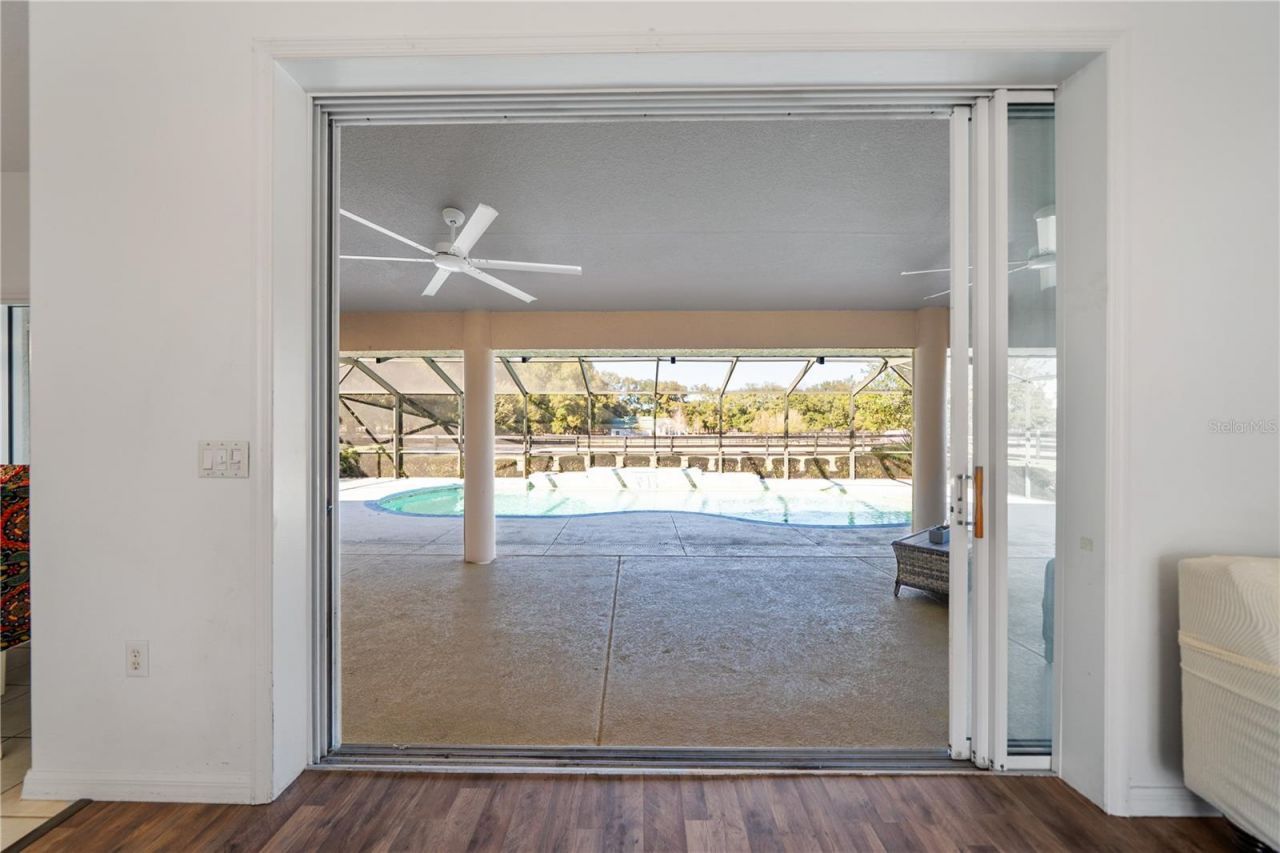 15995 NW 10th Circle, Citra, FL 32113 Photo