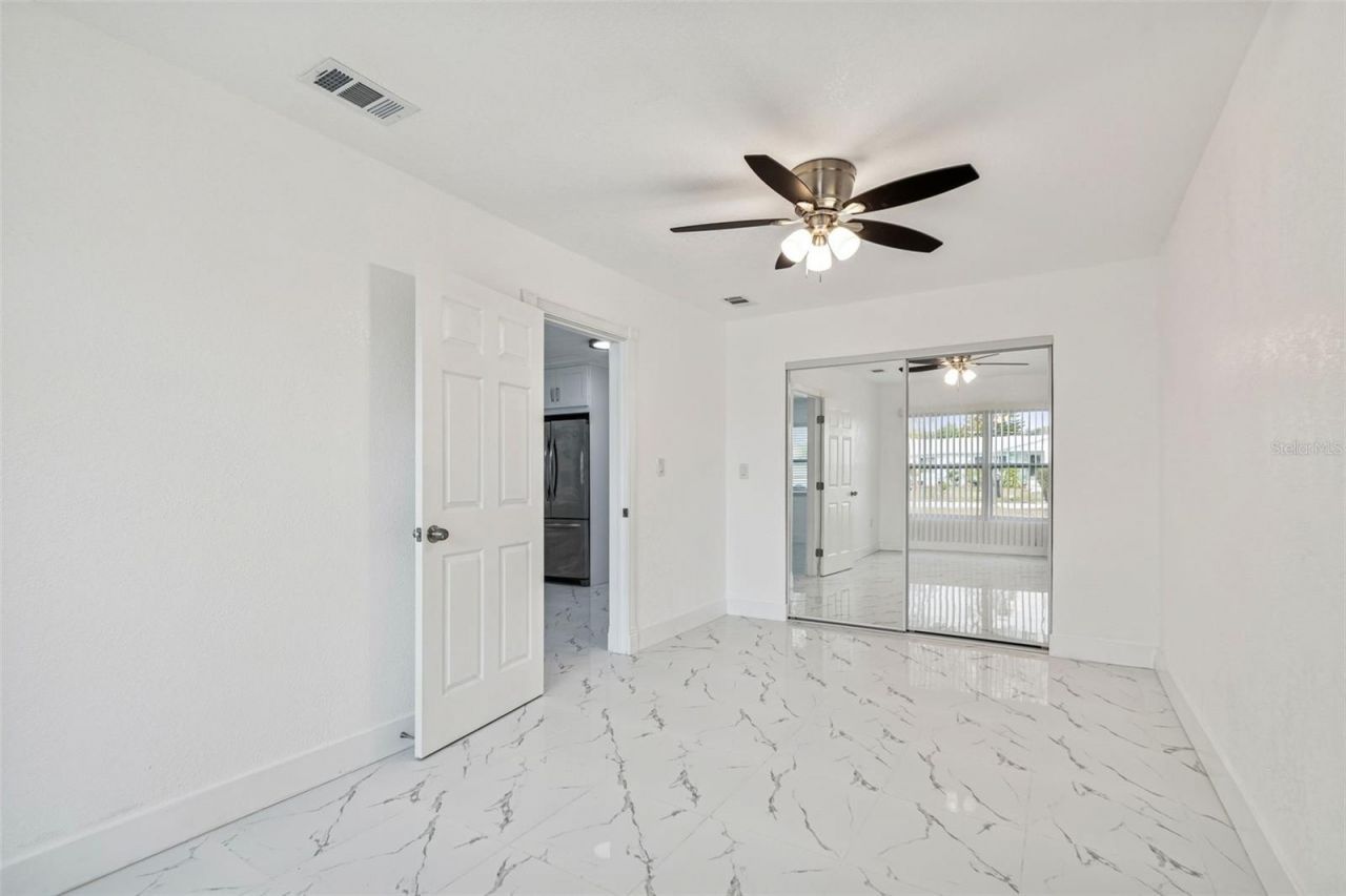 5948 51st Avenue N, Kenneth City, FL 33709 Photo