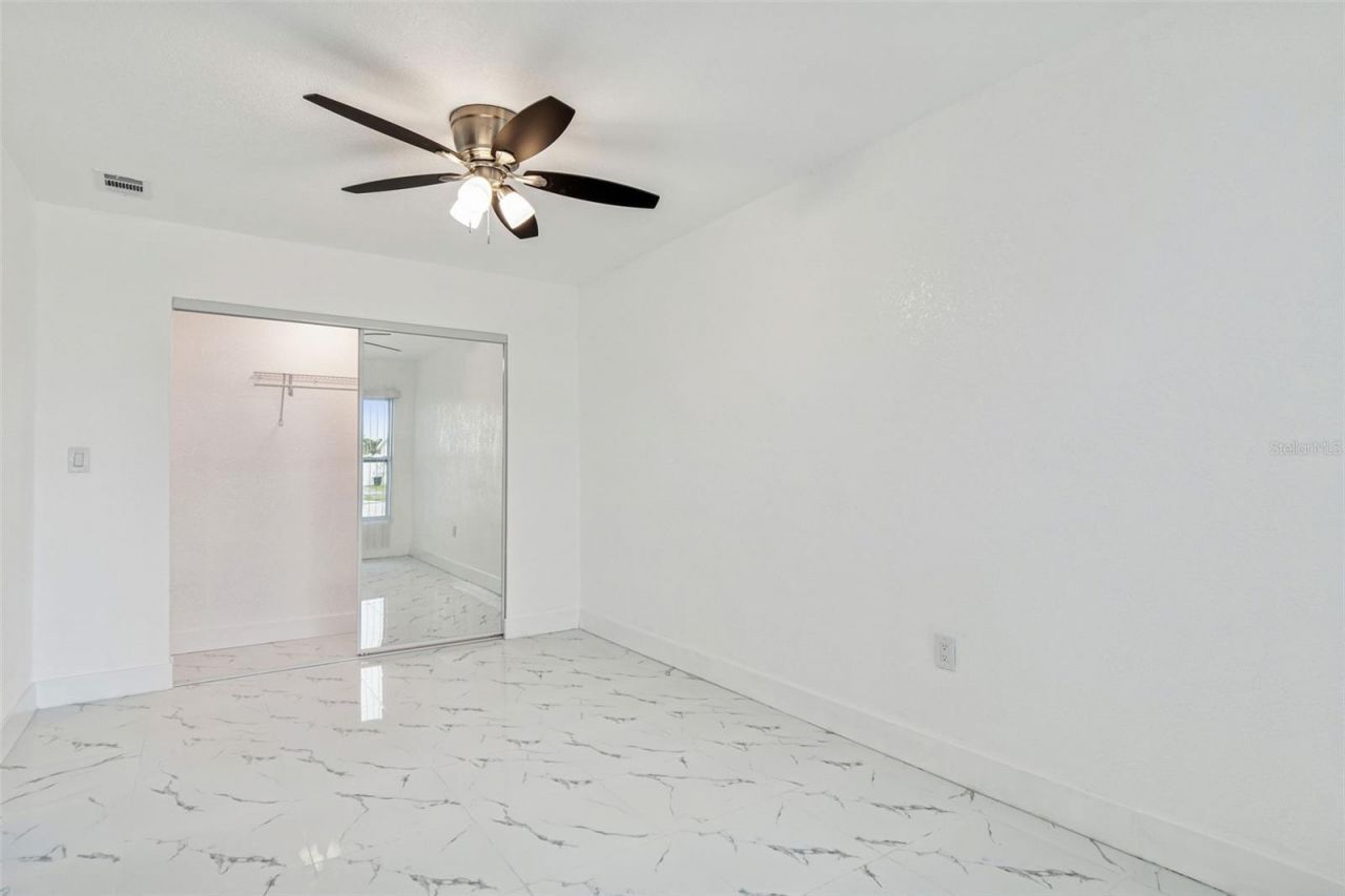 5948 51st Avenue N, Kenneth City, FL 33709 Photo