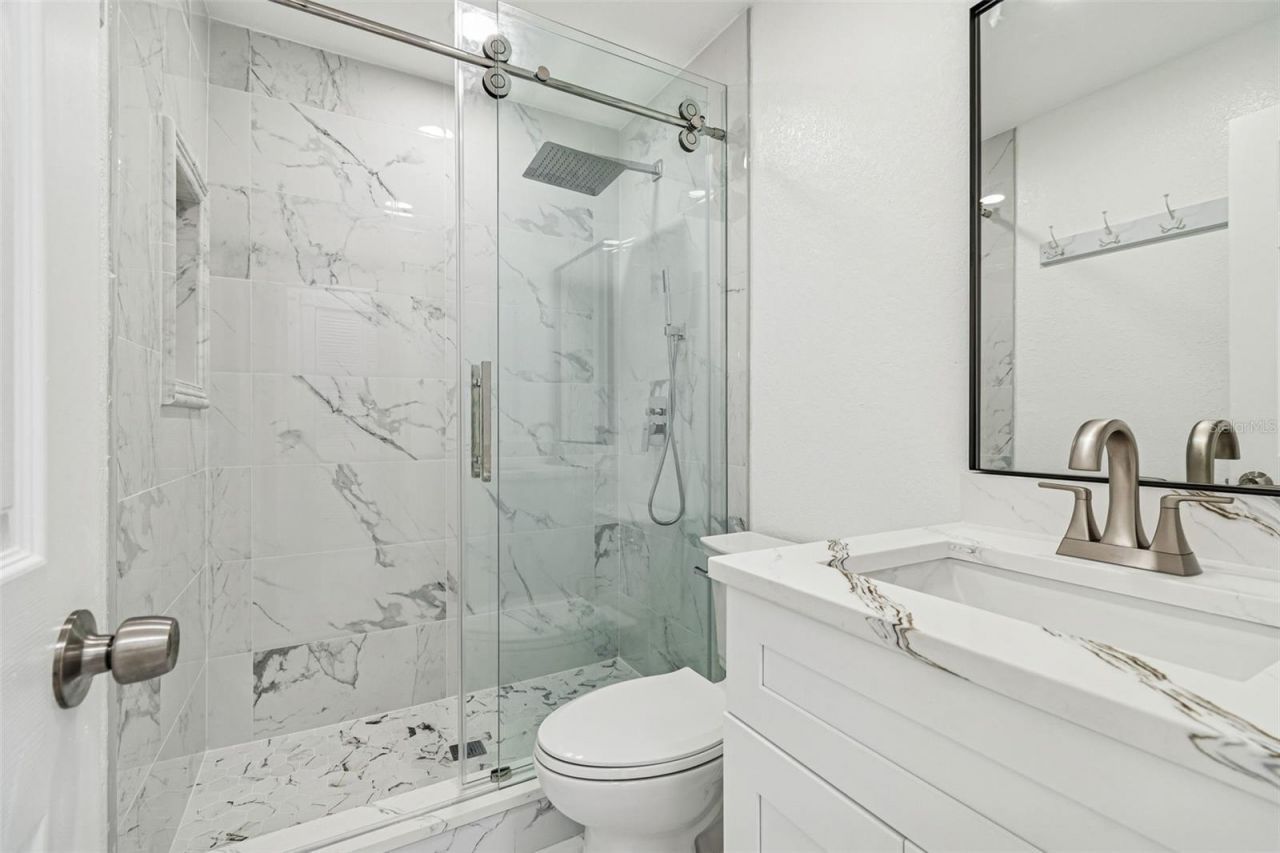 5948 51st Avenue N, Kenneth City, FL 33709 Photo