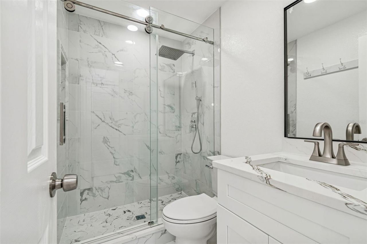 5948 51st Avenue N, Kenneth City, FL 33709 Photo