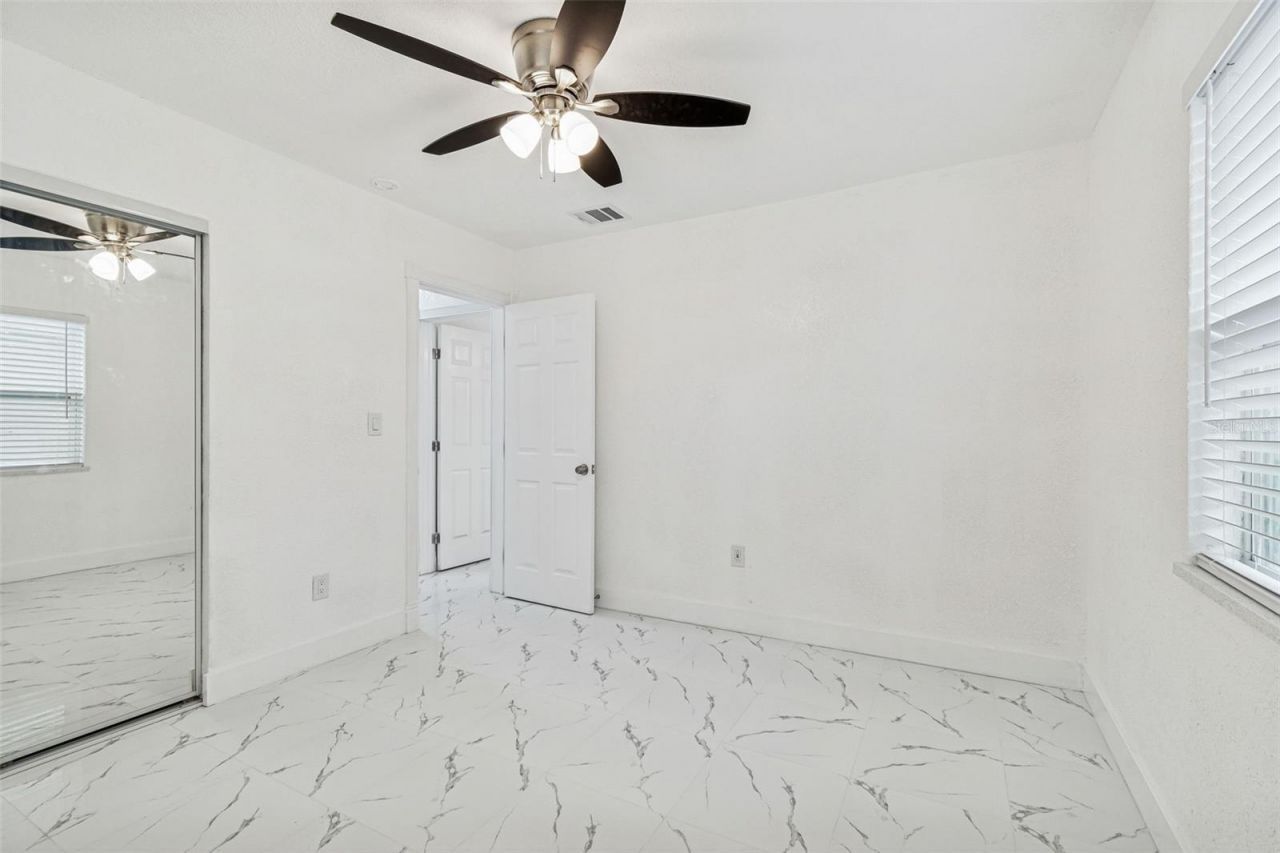 5948 51st Avenue N, Kenneth City, FL 33709 Photo