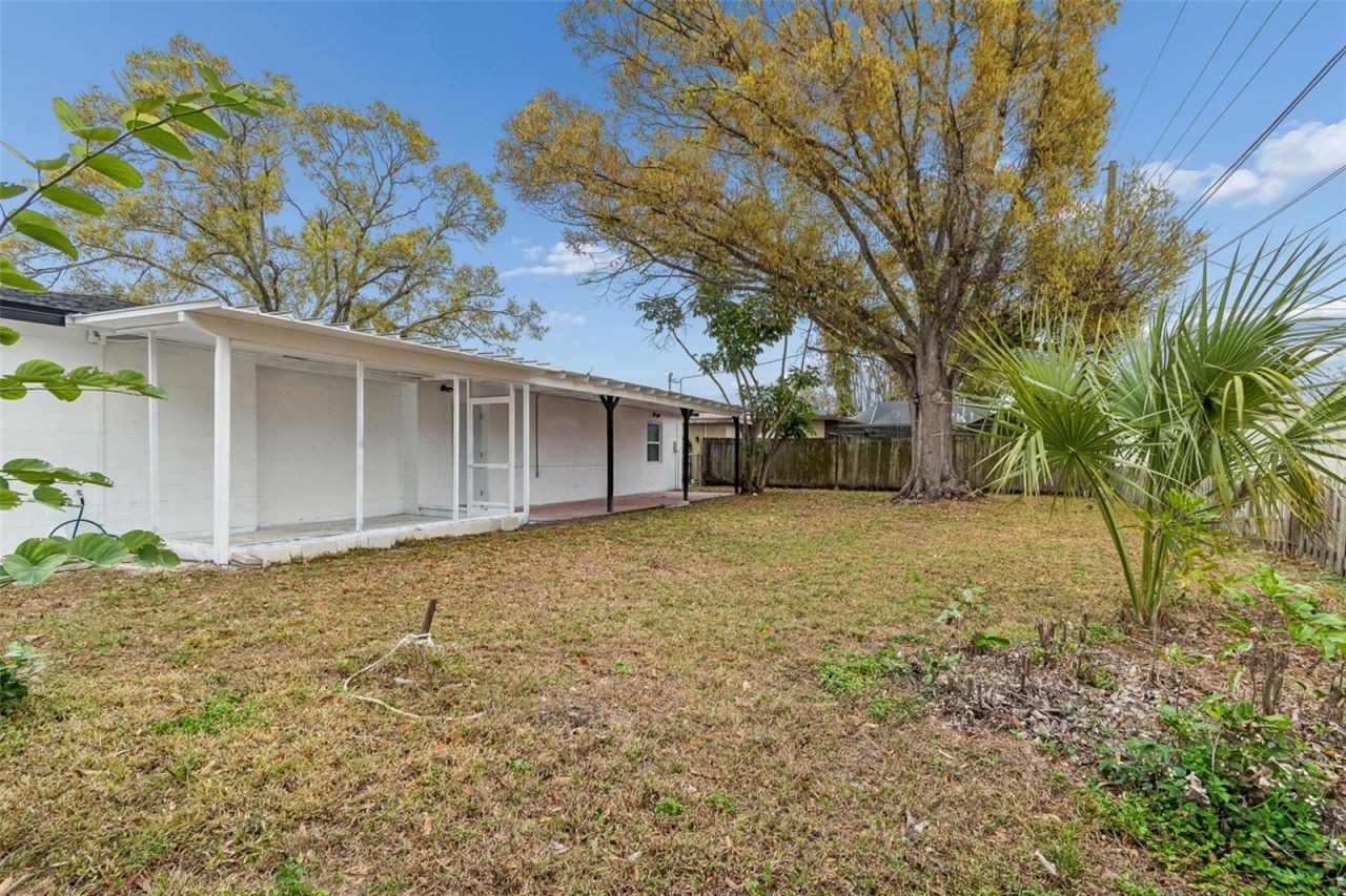 5948 51st Avenue N, Kenneth City, FL 33709 Photo