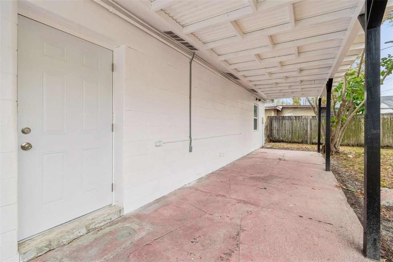 5948 51st Avenue N, Kenneth City, FL 33709 Photo