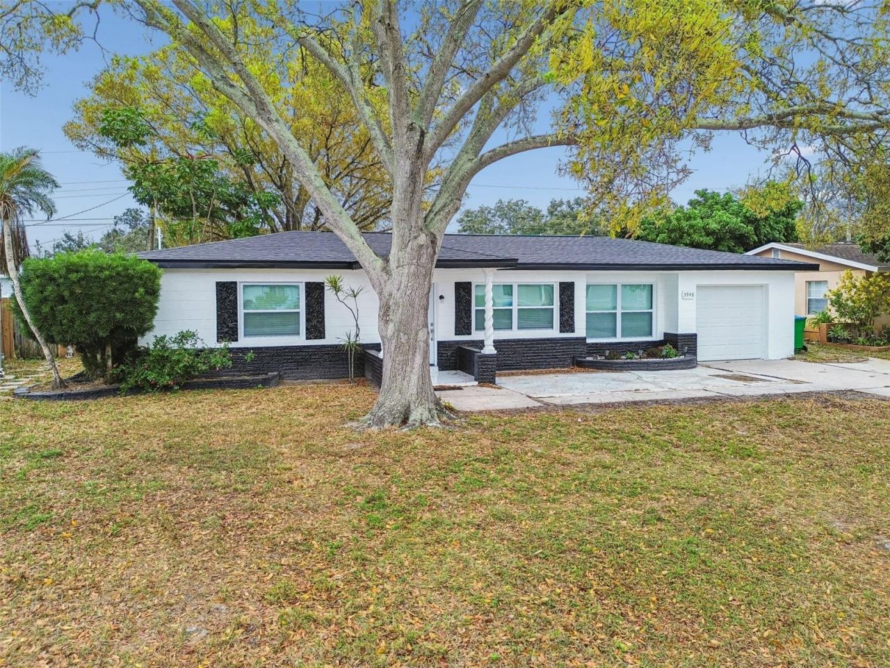 5948 51st Avenue N, Kenneth City, FL 33709 Photo