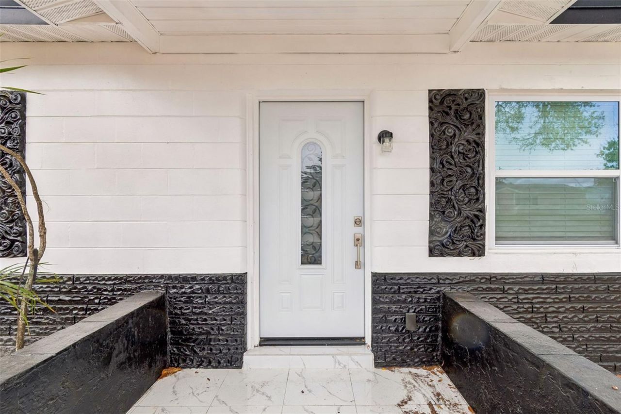 5948 51st Avenue N, Kenneth City, FL 33709 Photo