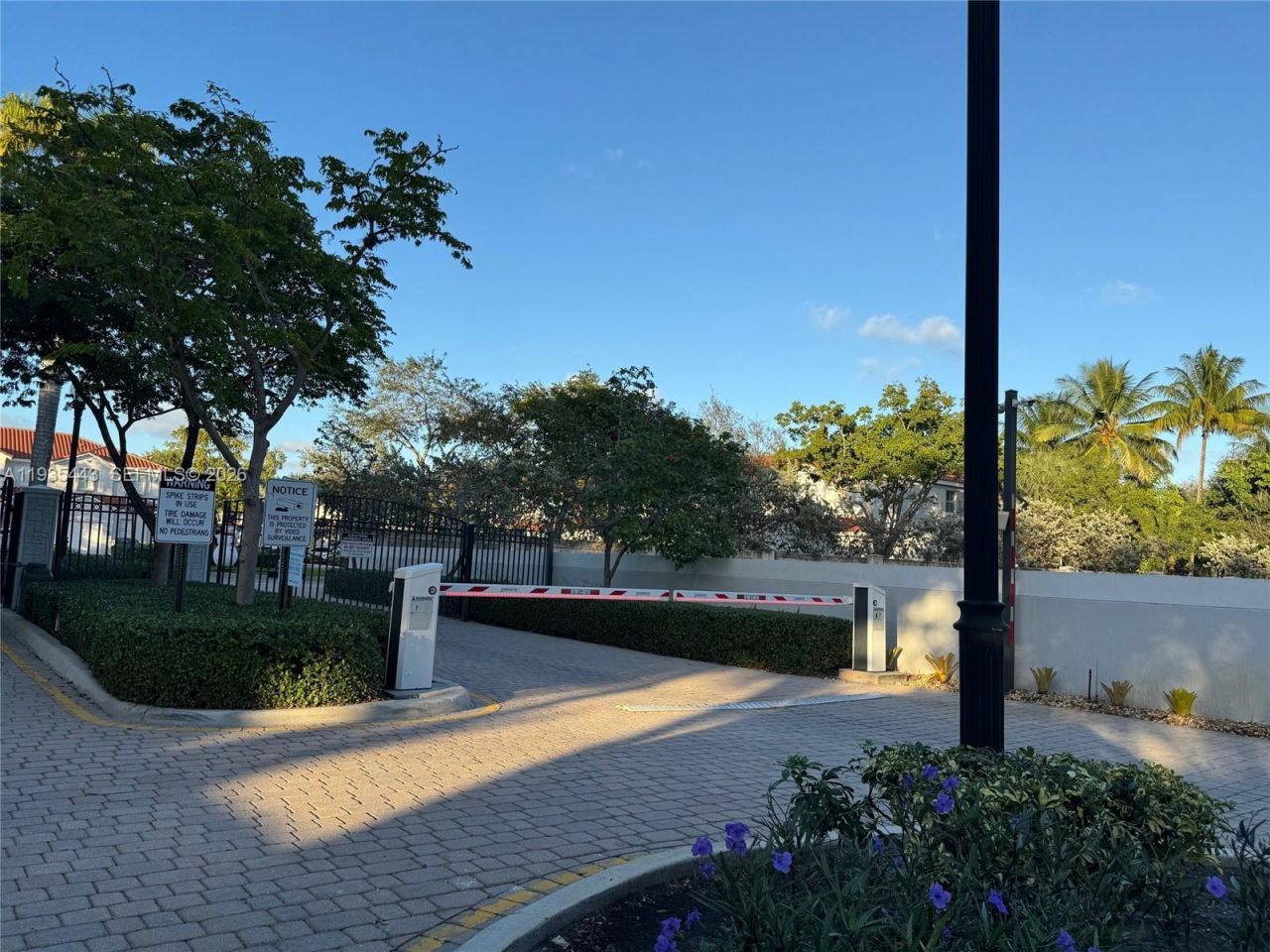 1027 NE 207th St, Unit 1027, Miami, FL 33179 Photo