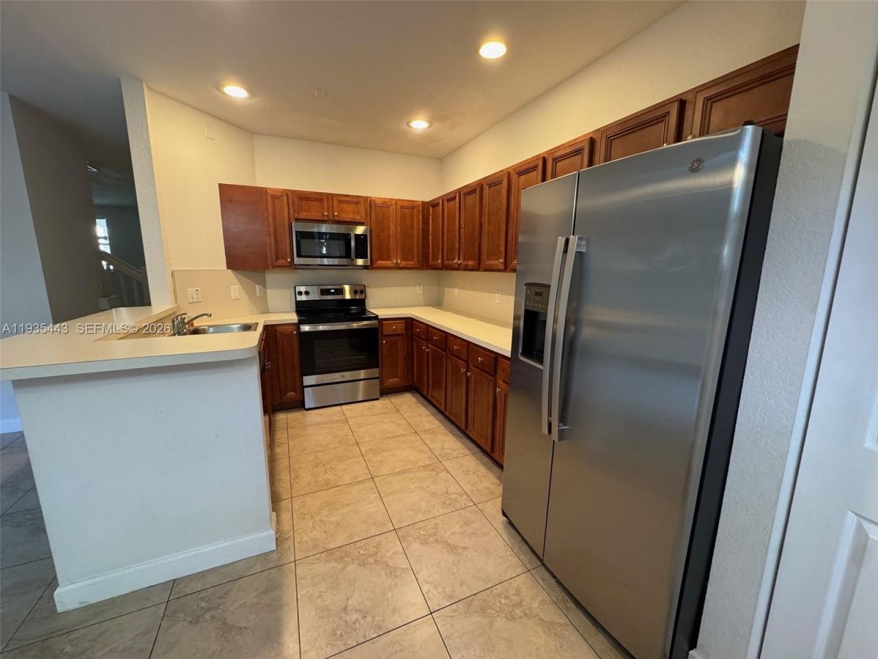 1027 NE 207th St, Unit 1027, Miami, FL 33179 Photo