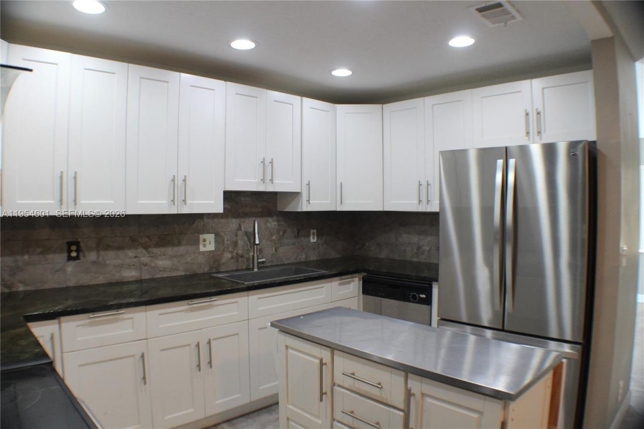 2023 SW 16th Ave, Boynton Beach, FL 33426 Photo