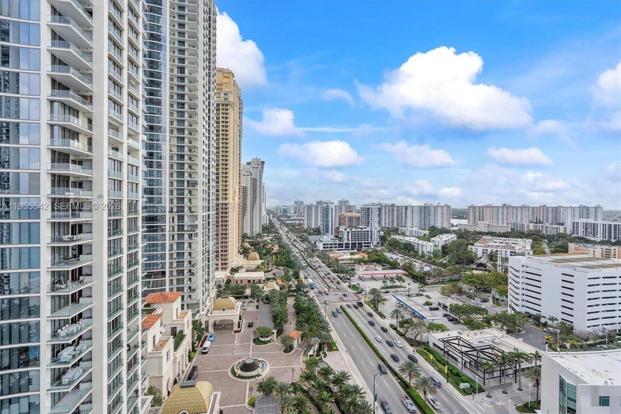 18001 Collins Ave, Unit 1817, Sunny Isles Beach, FL 33160 Photo