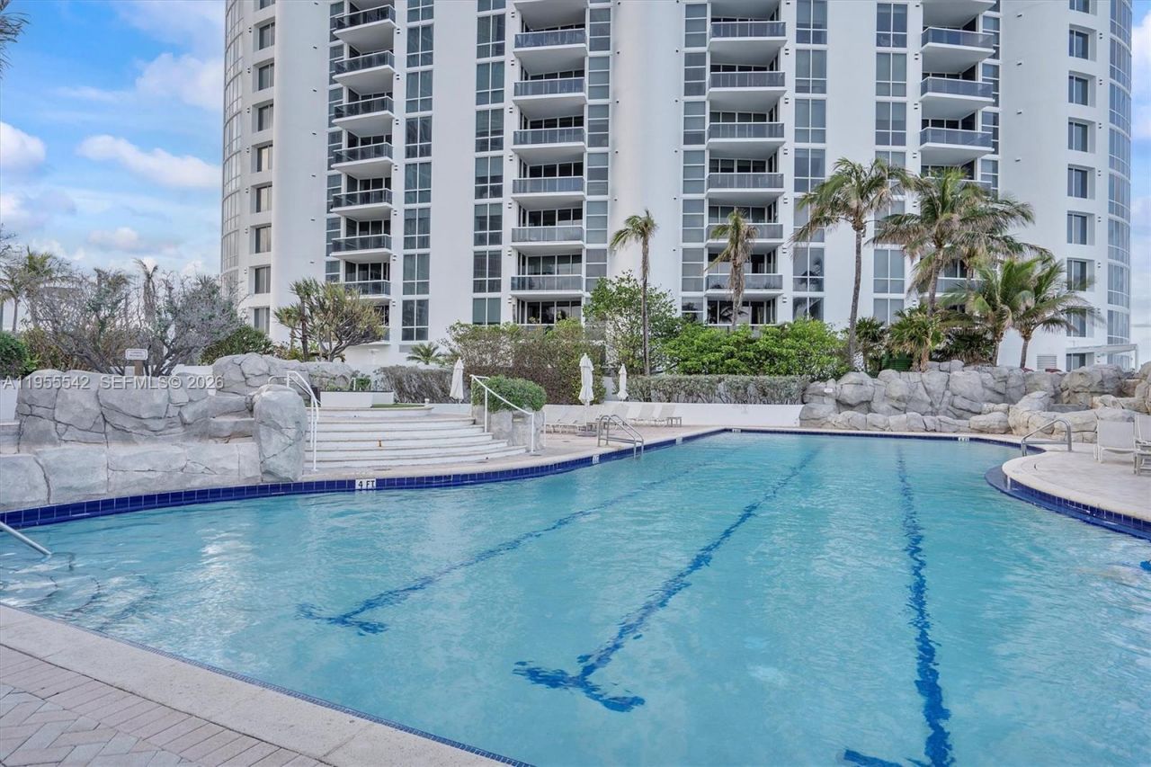18001 Collins Ave, Unit 1817, Sunny Isles Beach, FL 33160 Photo