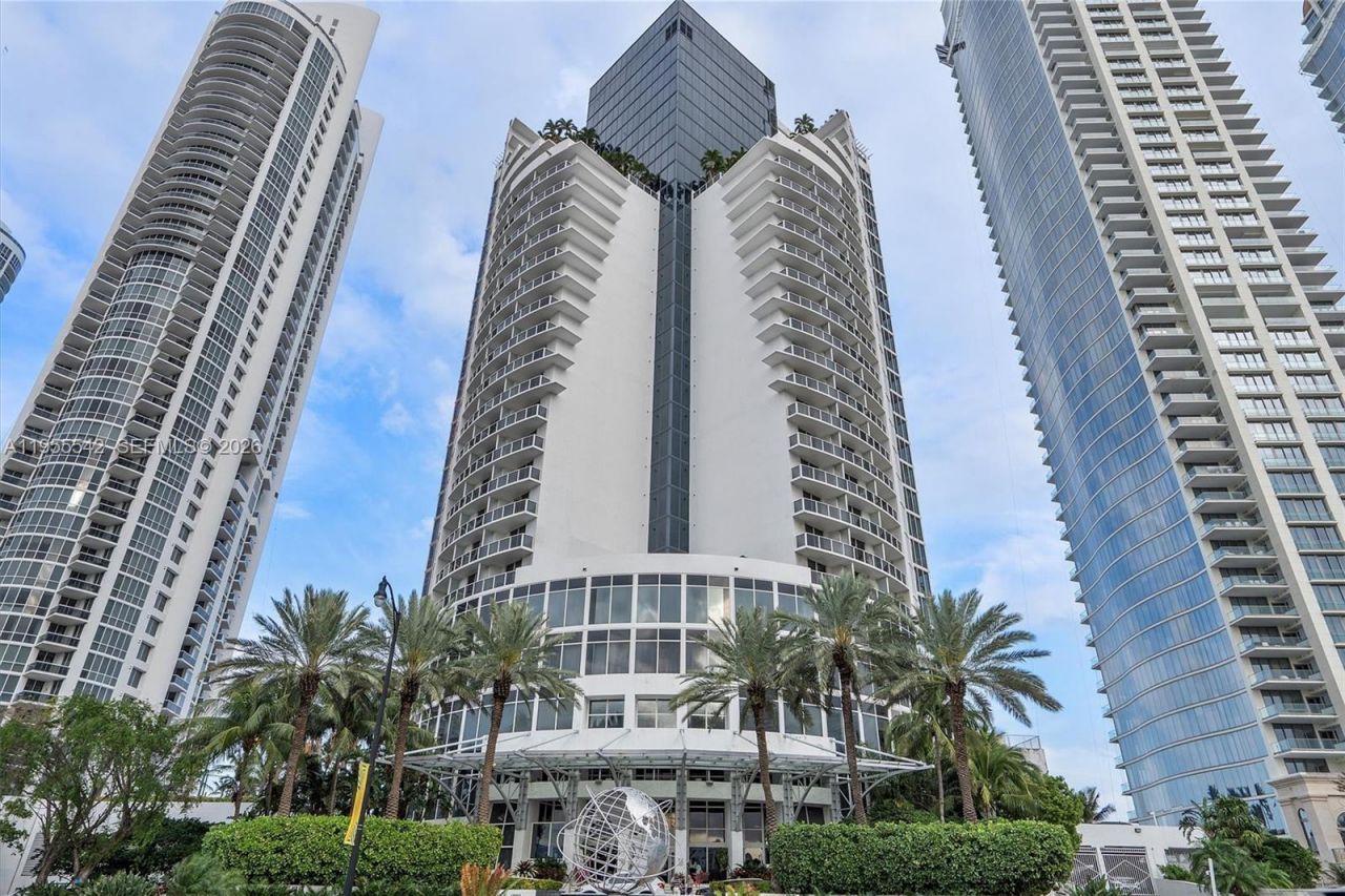 18001 Collins Ave, Unit 1817, Sunny Isles Beach, FL 33160 Photo