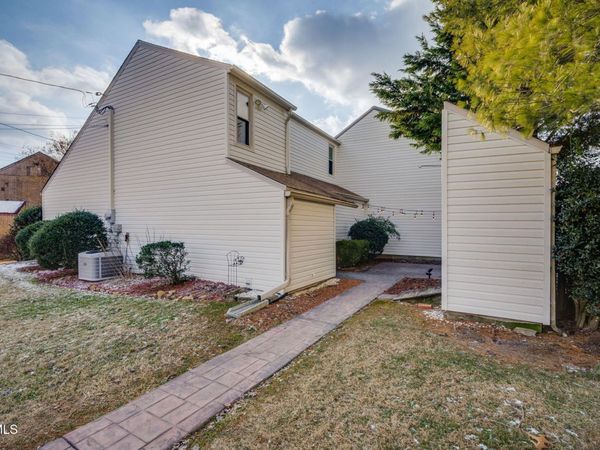 1000 Lisa Drive, Church Hill, TN 37642