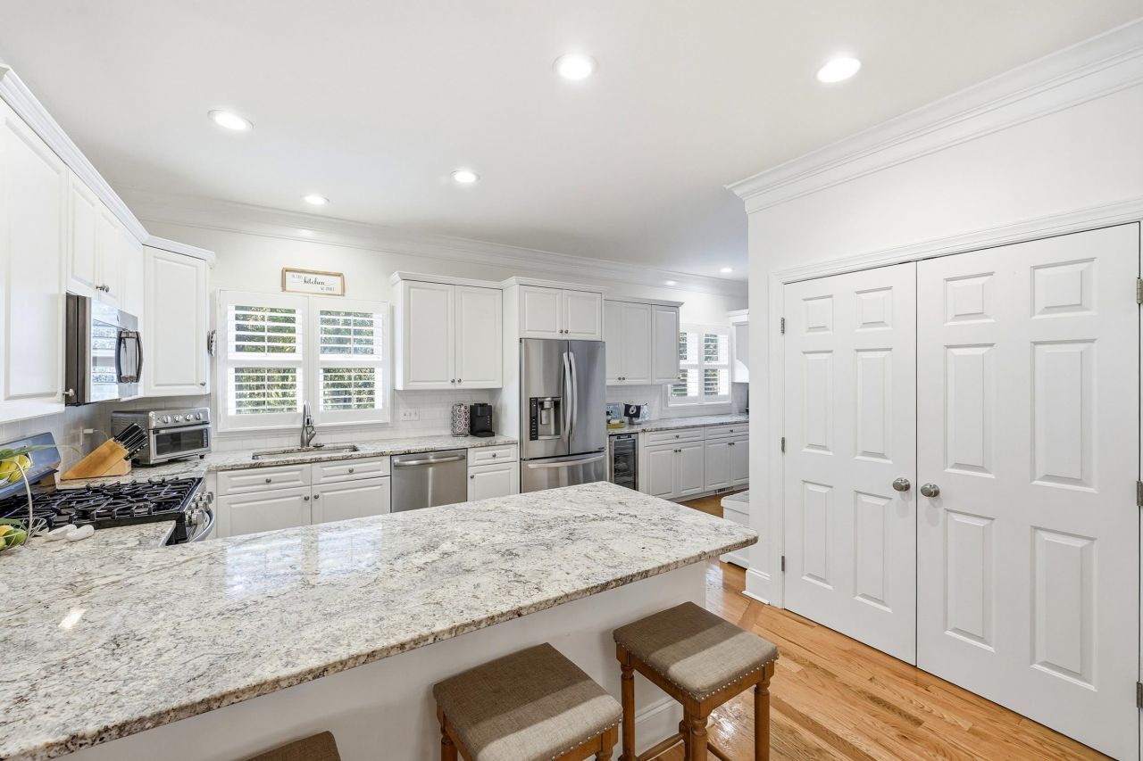 213 Old Carriage Loop Photo 13