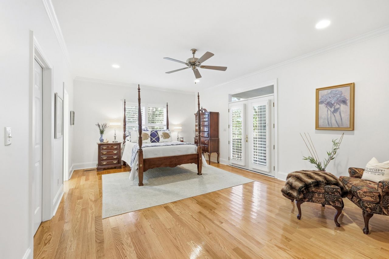 213 Old Carriage Loop Photo 23