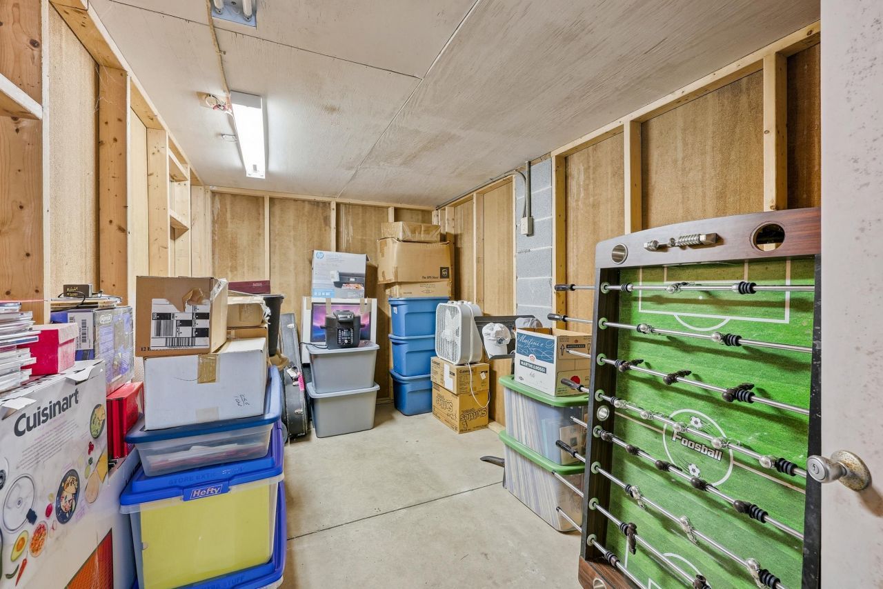 213 Old Carriage Loop Photo 35