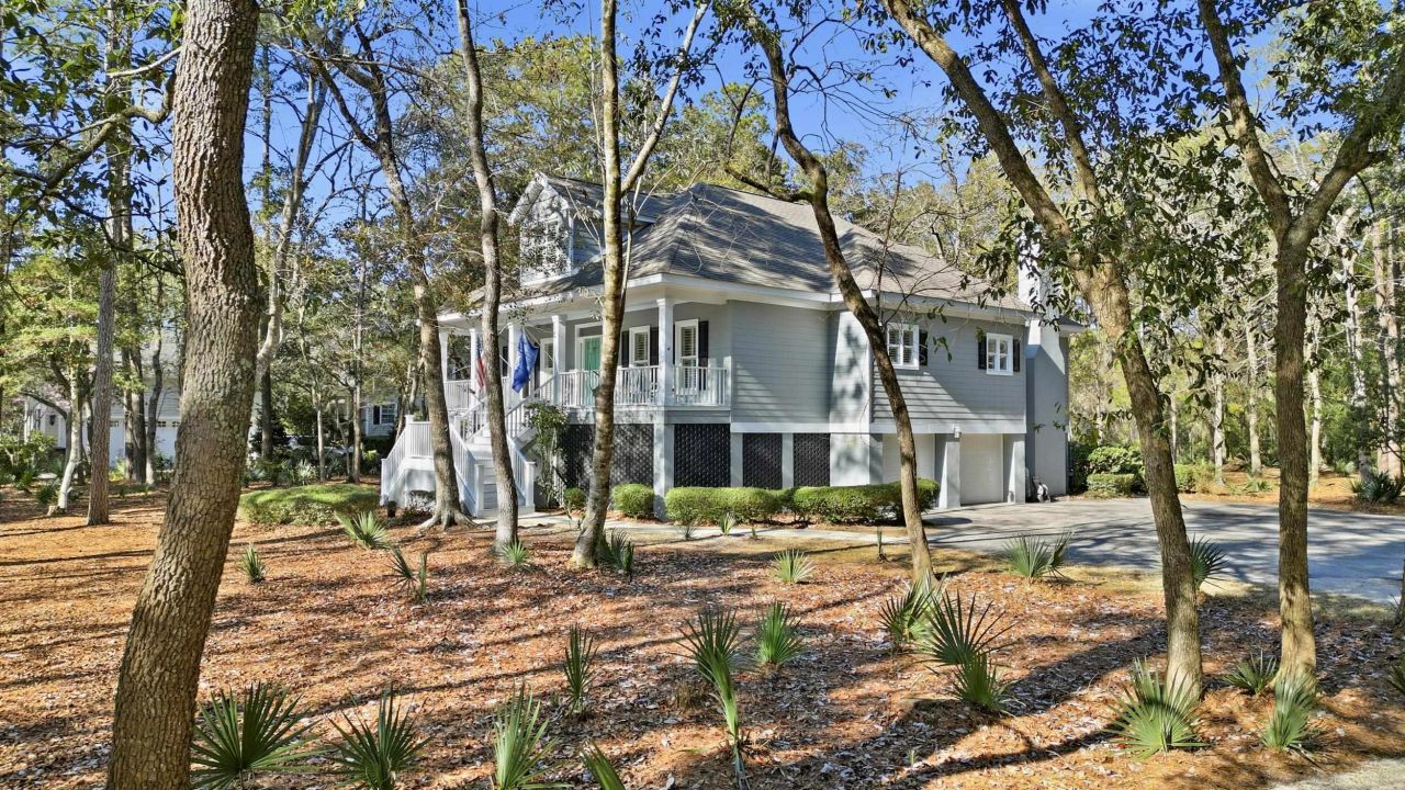 213 Old Carriage Loop Photo 40