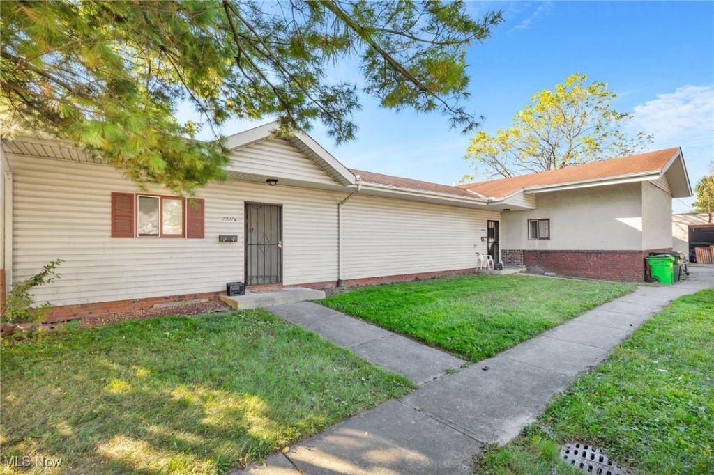 7511 Jeffries Avenue, Garfield Heights, OH 44105 Main Photo