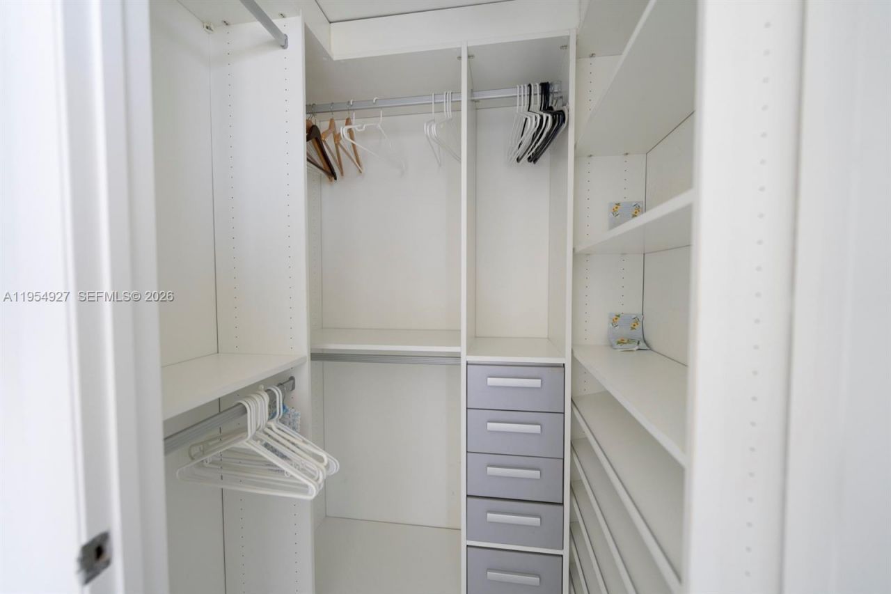 50 Biscayne Blvd , Unit 3702, Miami, FL 33132 Photo