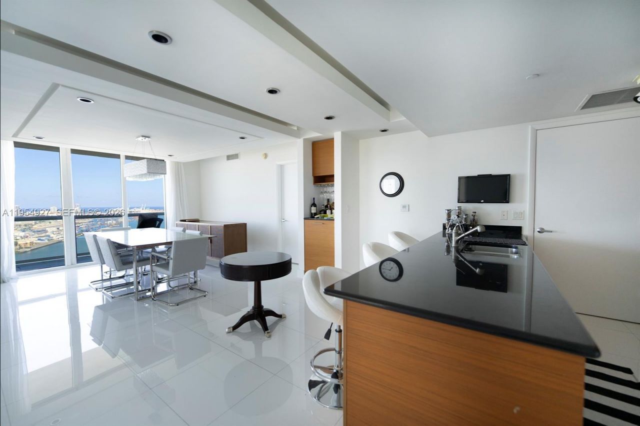 50 Biscayne Blvd , Unit 3702, Miami, FL 33132 Photo