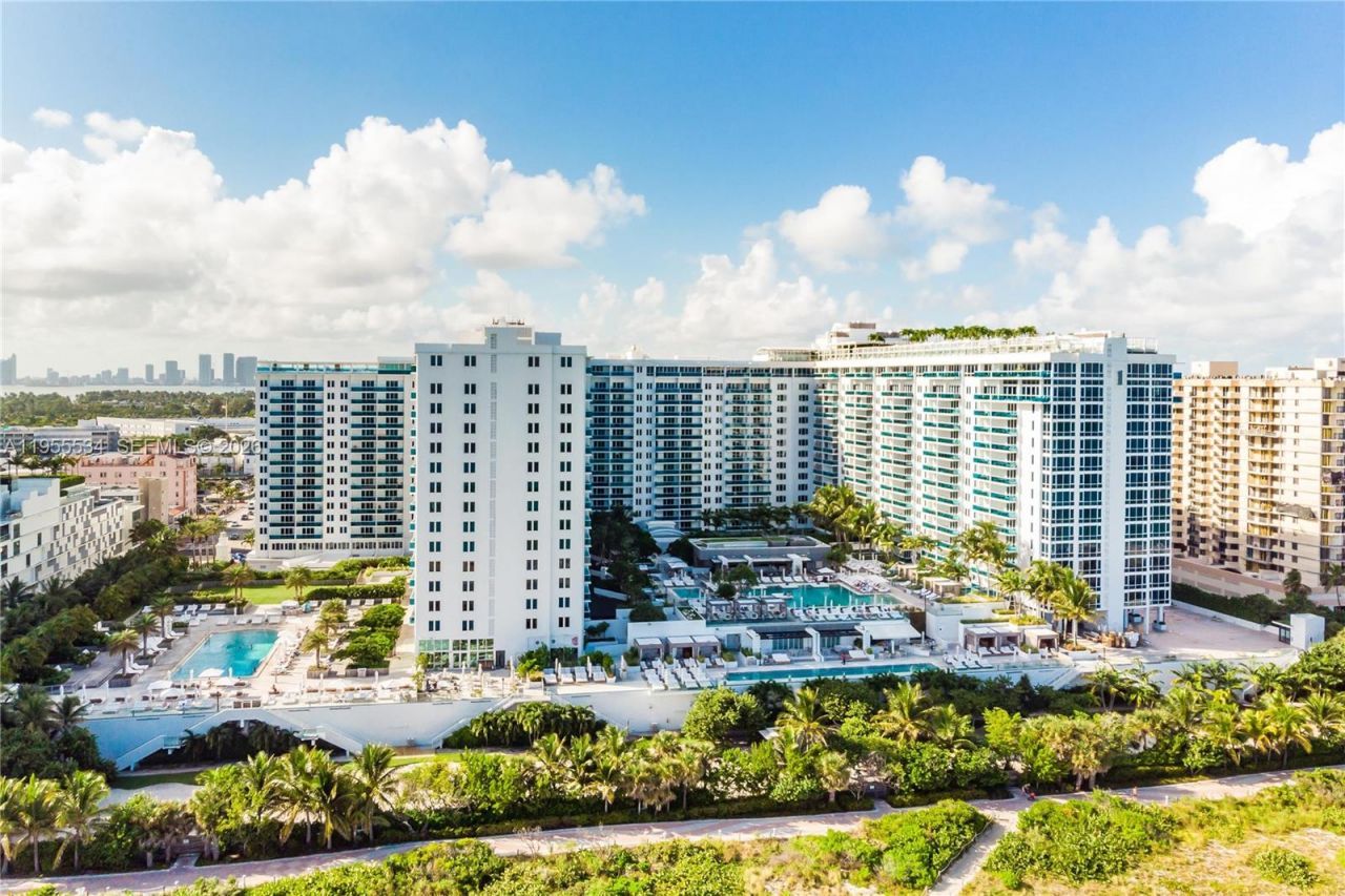 2301 Collins Ave , Unit 404, Miami Beach, FL 33139 Photo