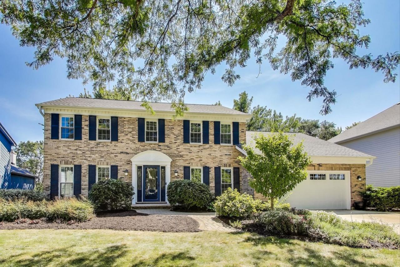 388 Du Pahze Street, Naperville, IL 60565 Main Photo