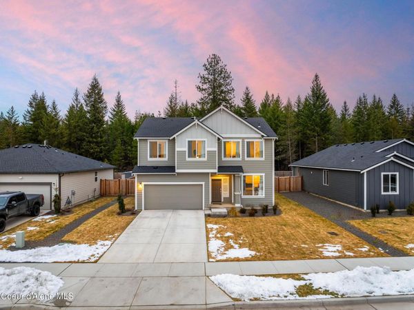 815 E Burdock Loop, Hayden, ID 83835