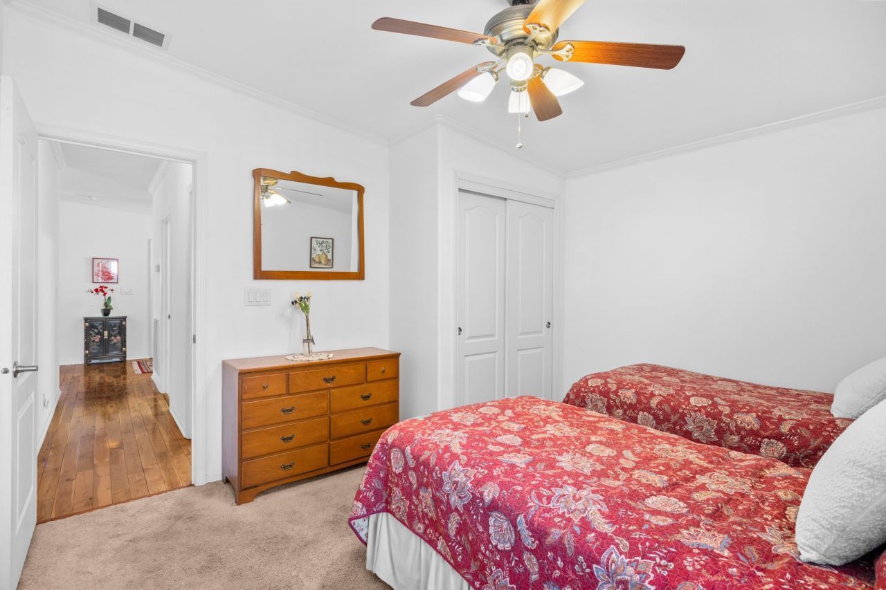 141 Lakeside Crossing Dr. Photo 20