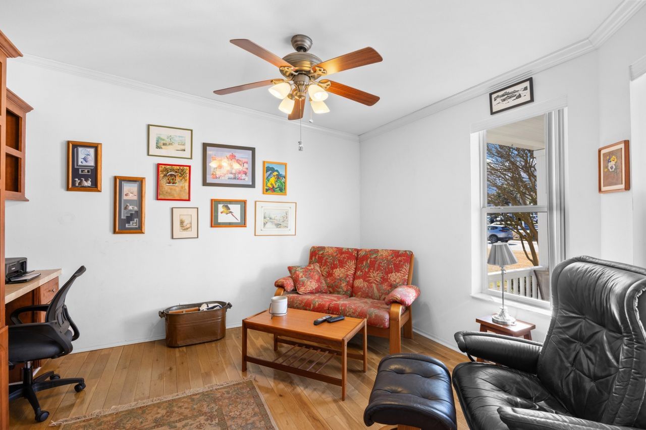 141 Lakeside Crossing Dr. Photo 22