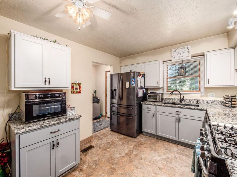 3267 Castleton Street, Grove City, OH 43123 Photo 12