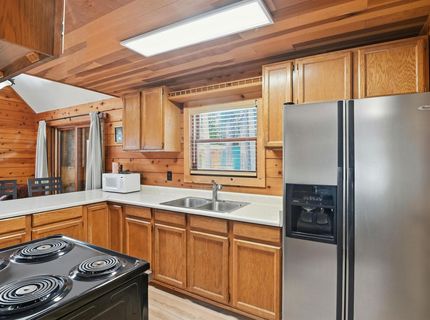 274 Oak Street, Tahoma, CA 96142 Photo