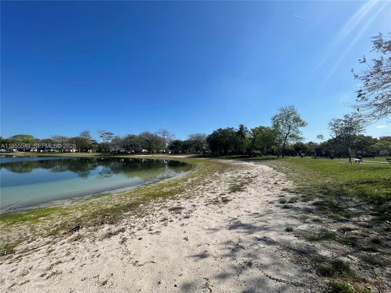 19897 NW 62nd Ave, Hialeah, FL 33015 Photo