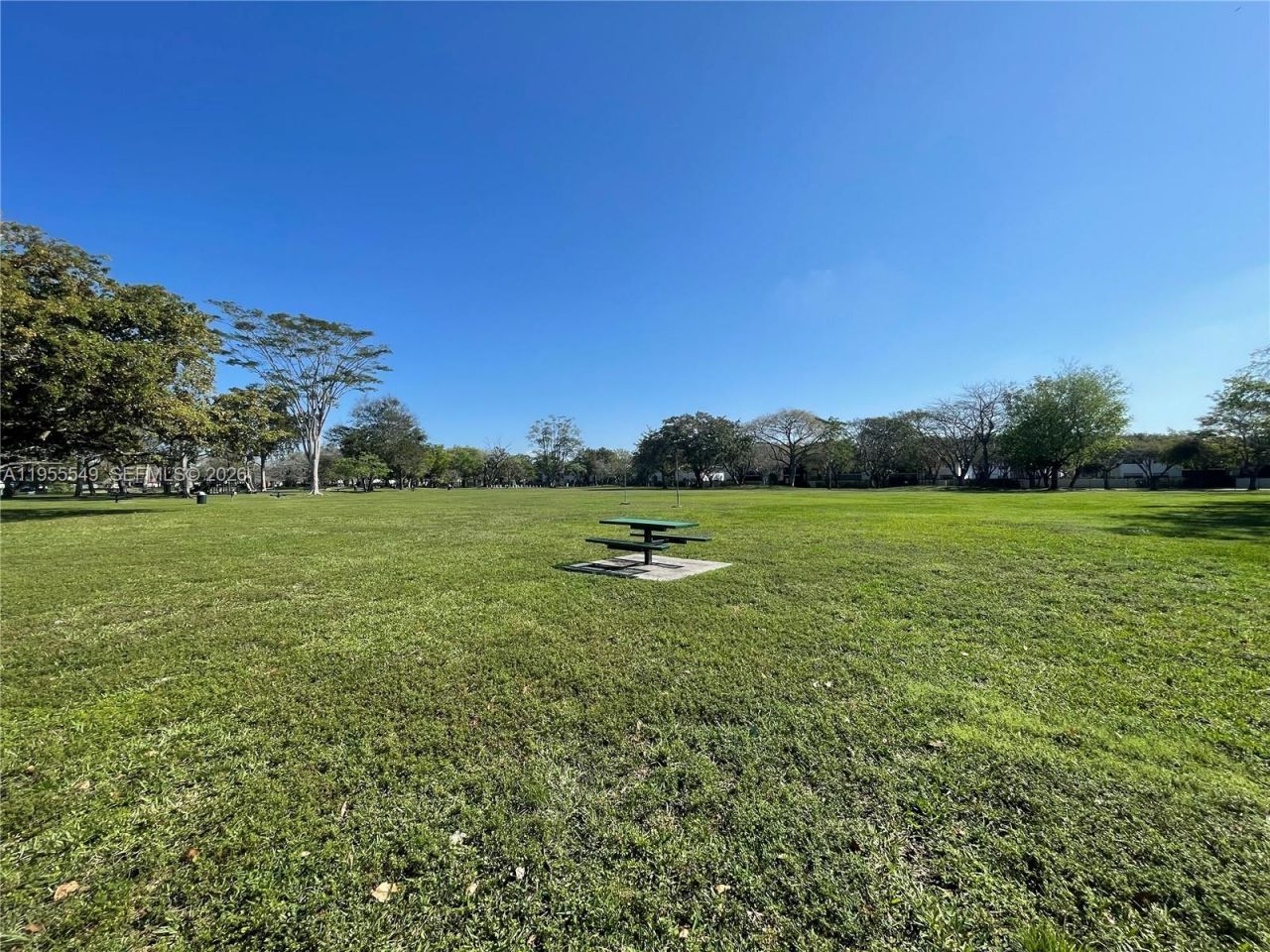 19897 NW 62nd Ave, Hialeah, FL 33015 Photo