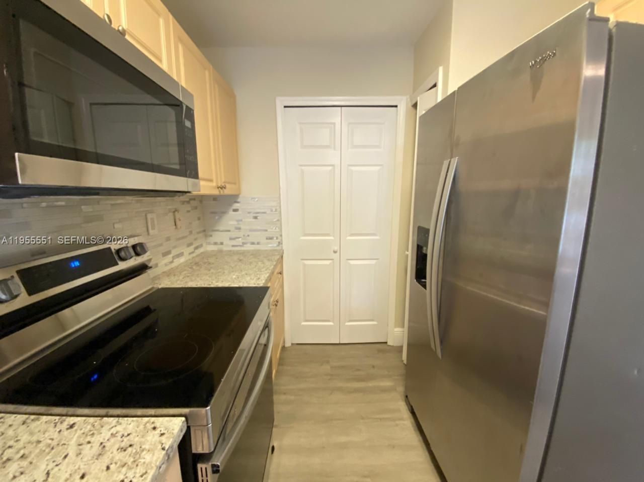 611 SW 107th Ave, Unit 1702, Pembroke Pines, FL 33025 Photo