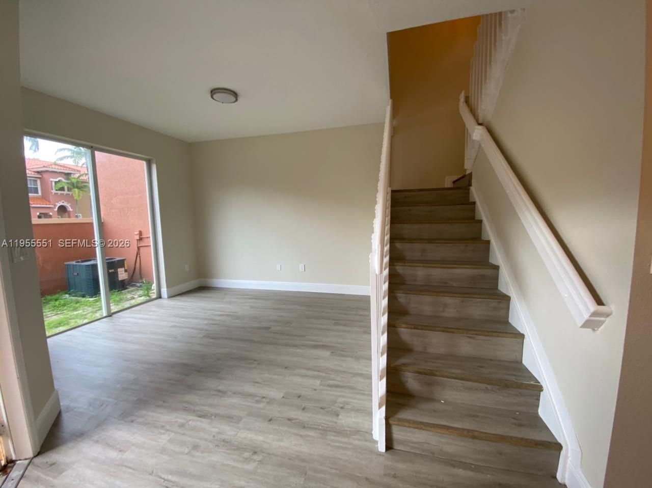 611 SW 107th Ave, Unit 1702, Pembroke Pines, FL 33025 Photo