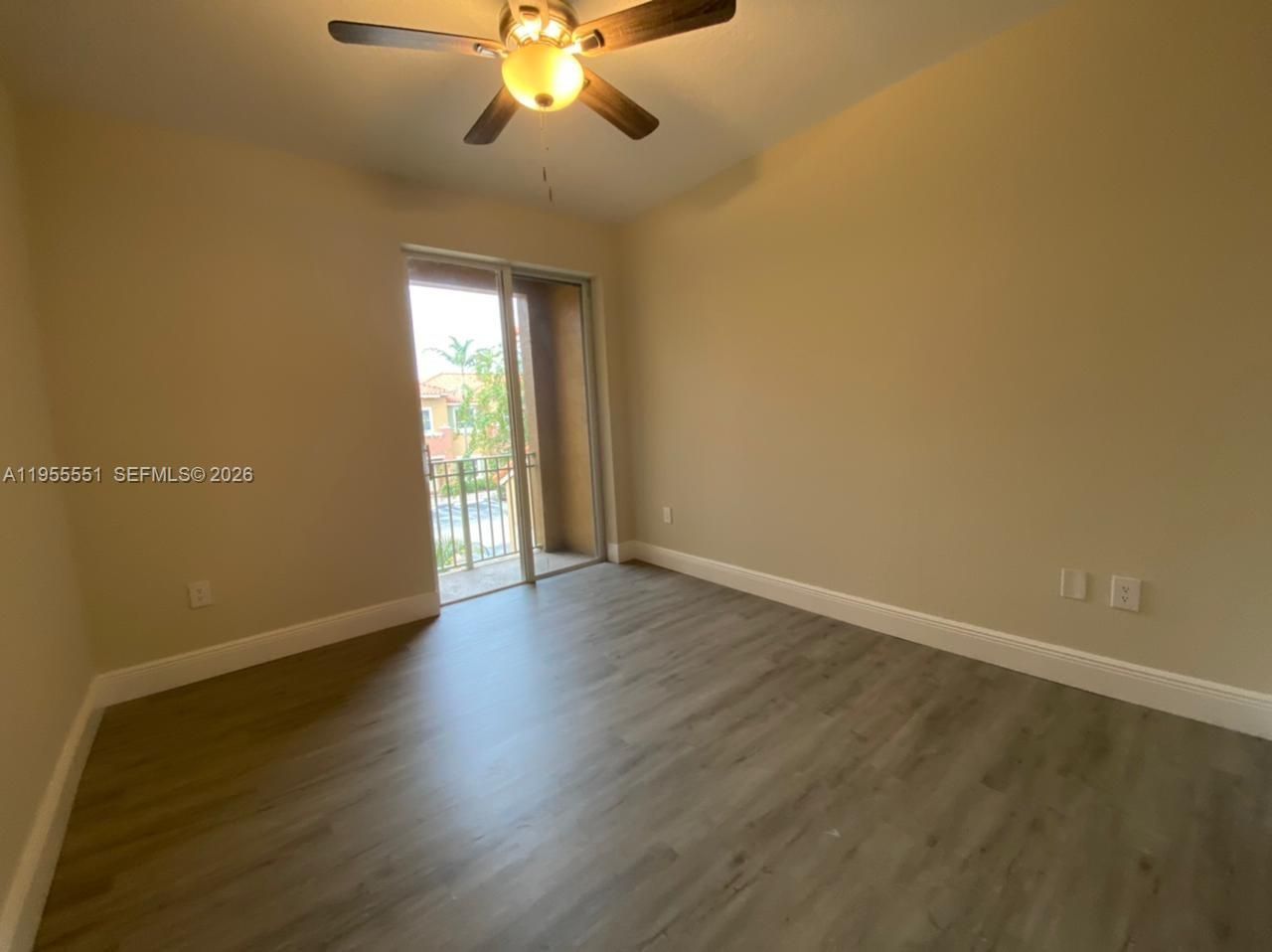 611 SW 107th Ave, Unit 1702, Pembroke Pines, FL 33025 Photo