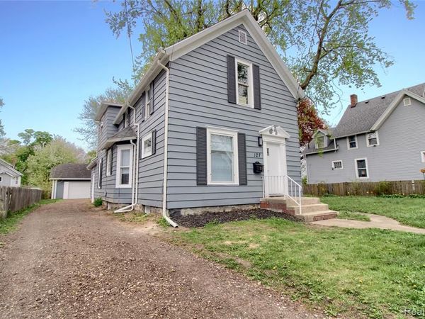127 BATES Street, Jackson, MI 49202