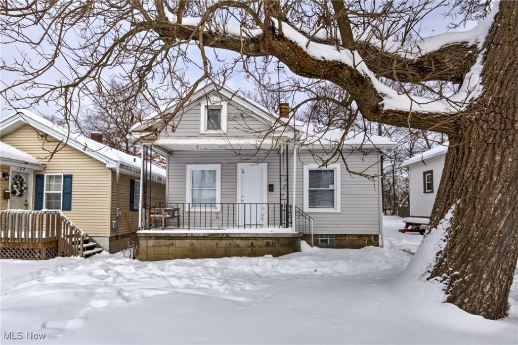 100 Gordon Street, Girard, OH 44420 Main Photo