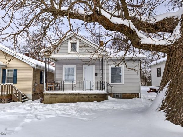 100 Gordon Street, Girard, OH 44420