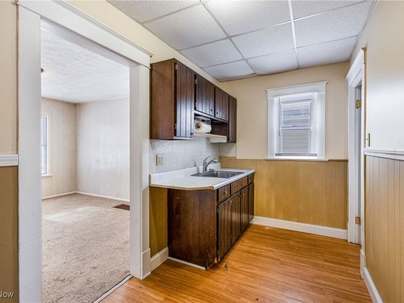 100 Gordon Street, Girard, OH 44420 Photo 9